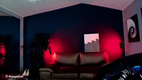 Maite online show from April 13, 1:34 pm