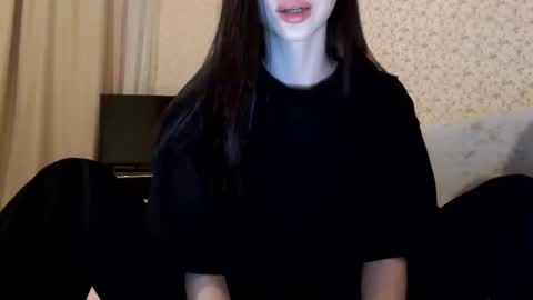 JIN online show from December 12, 8:21 pm