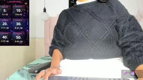 Snapshot of mya_blaze chatting on October 13, 2:20 pm mya_blaze online show from October 13, 2:20 pm