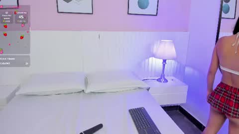 myla 3 online show from June 27, 12:22 pm