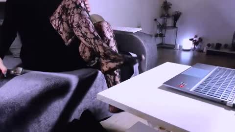 Anda online show from October 24, 10:28 pm