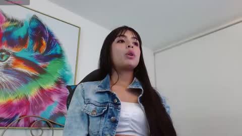 Snapshot of mylu_11 chatting on September 24, 10:09 pm Milu 3 online show from September 24, 10:09 pm