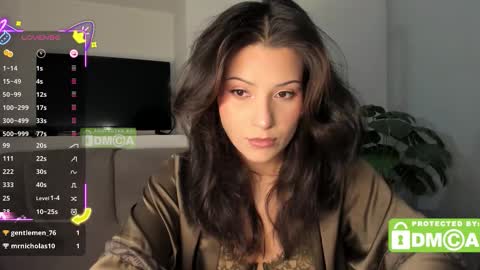 hey its Mel online show from October 10, 11:48 am