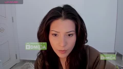 hey its Mel online show from November 10, 10:43 am