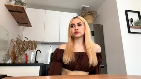 Katrin online show from March 17, 11:36 am