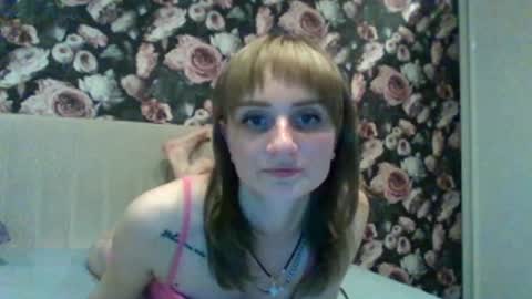 Nadjia online show from November 18, 11:15 pm