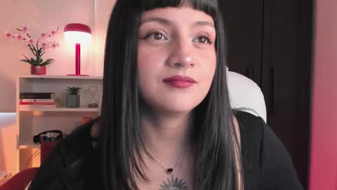 Nahia INDEPENDENT MODEL P online show from March 5, 9:21 pm