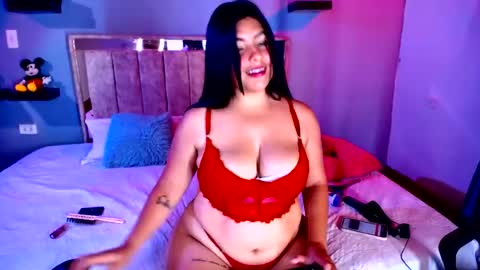 Nahomi online show from July 5, 9:26 am