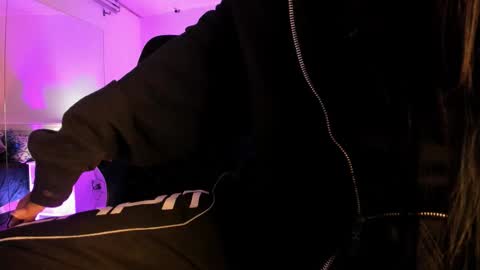 Nahomy  online show from January 13, 11:36 am