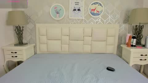 naia_cox online show from March 30, 3:39 am