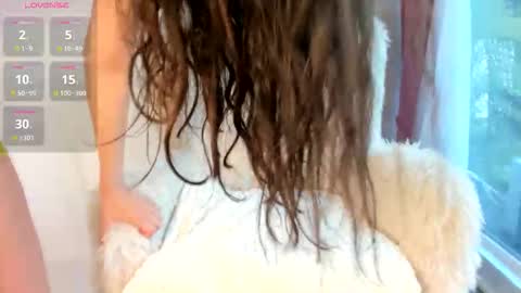 Naila online show from November 6, 8:20 am