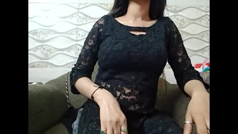 Naina online show from February 21, 2:06 pm