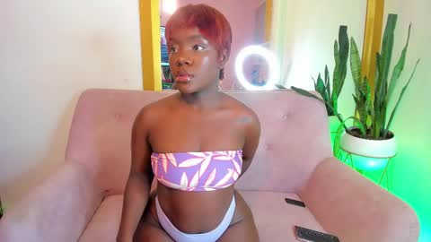 Snapshot of nainadeivis chatting on February 18, 8:26 pm Naina online show from February 18, 8:26 pm