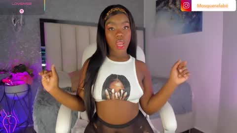 Snapshot of nainadeivis chatting on October 26, 12:06 am Naina online show from October 26, 12:06 am