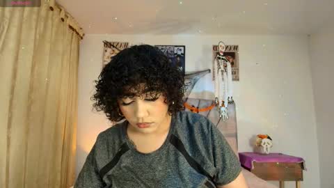 NamiThompson online show from October 27, 12:17 am