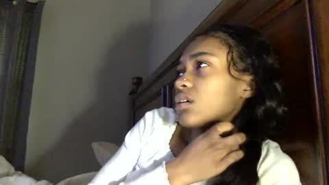 nanaonn online show from April 14, 5:02 pm