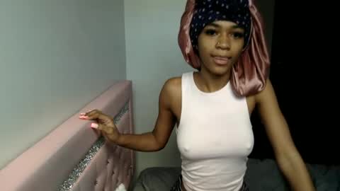 nanaonn online show from July 26, 8:05 pm