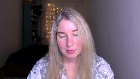 Nancy online show from April 18, 8:42 pm