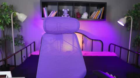 Snapshot of nanii_velvett chatting on September 18, 1:20 pm Nanii           online show from September 18, 1:20 pm