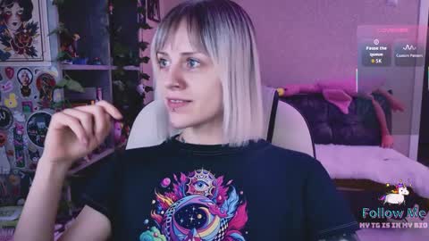 Monday-Friday 12-4 AM and 6-9 AM New York time online show from April 3, 9:02 pm