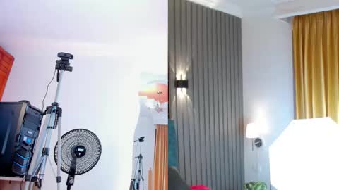 Naomi online show from March 6, 12:44 pm