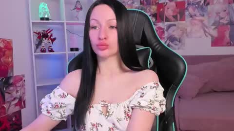 Naomi online show from February 4, 5:43 am