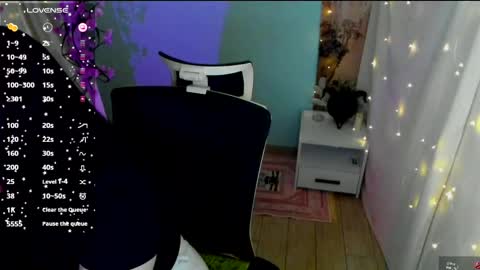 Naomi online show from May 6, 12:31 pm