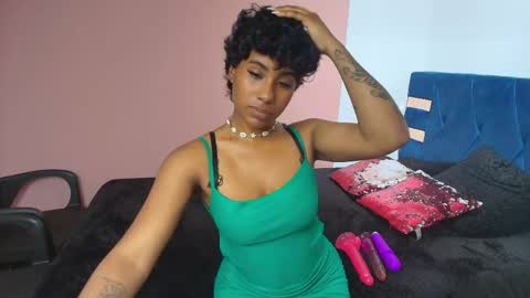 N A O M Y online show from March 3, 8:04 pm