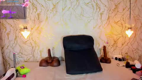 Naomy online show from January 15, 9:10 pm