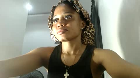 ella online show from January 12, 5:34 am