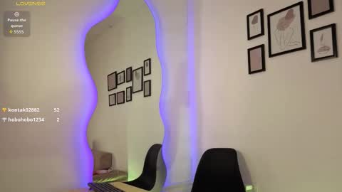 nat_carter_ online show from March 5, 12:17 am