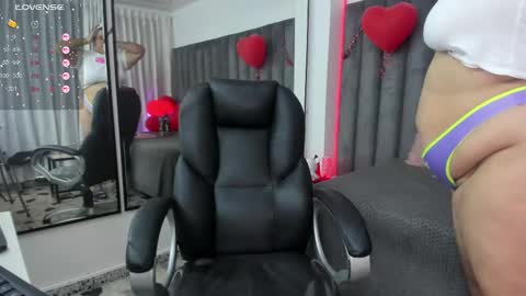 Nathalia online show from February 15, 5:39 pm