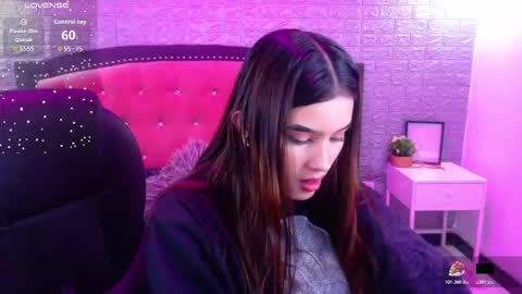 natalie  online show from November 19, 3:17 am