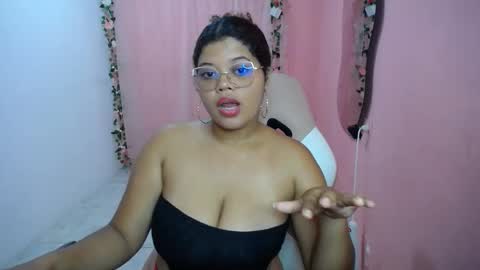natalie_tits1 online show from October 29, 9:39 pm