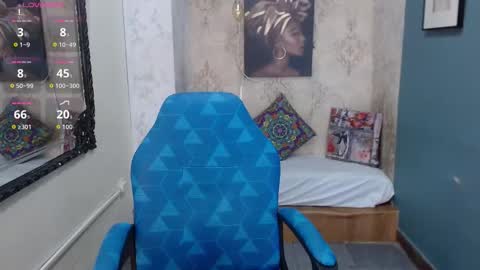  N A T A S H A  online show from March 5, 1:45 am