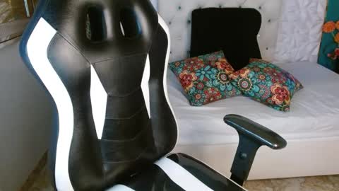 nathaliasweet_1_ online show from October 9, 4:11 pm