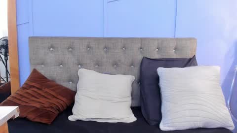 nathalie rossel online show from November 19, 9:15 pm