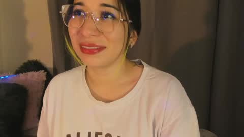 Nat  online show from April 9, 12:13 am