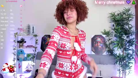 Snapshot of natty_romanof_1 chatting on December 19, 12:56 pm natty online show from December 19, 12:56 pm