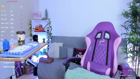 Snapshot of natty_romanof_1 chatting on September 26, 12:14 pm natty online show from September 26, 12:14 pm