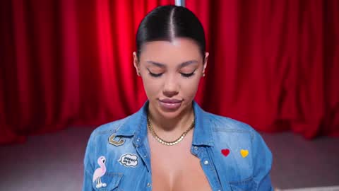 Snapshot of natydesiree chatting on January 30, 7:26 pm Naty online show from January 30, 7:26 pm