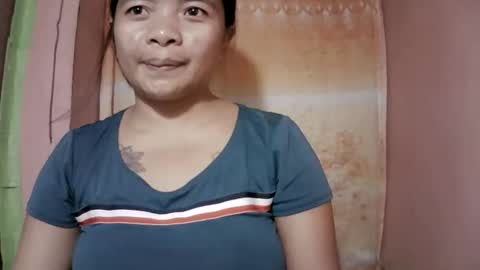 naughtymom_33 online show from December 18, 7:13 am