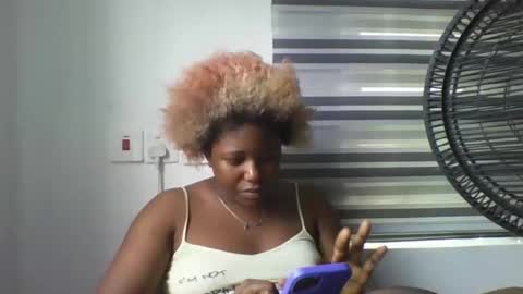 naughtyxpussyx online show from October 22, 10:42 am