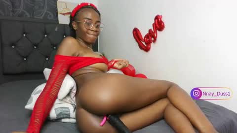 Vane broadcast 6 pm to 1 am Colombia time online show from February 12, 12:56 am