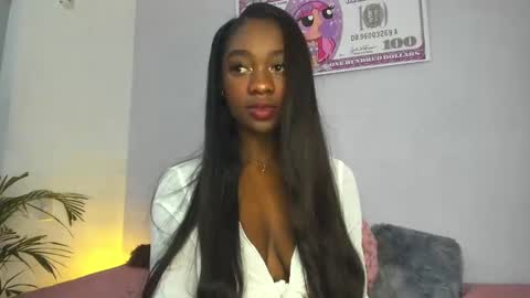 Snapshot of nayah_williams chatting on January 25, 11:57 am Nayah Williams - OnlyFans online show from January 25, 11:57 am