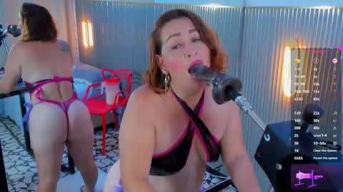 nazly_bigass online show from March 12, 8:22 pm