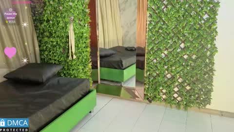 Salome Nena cupcake online show from January 19, 11:06 am