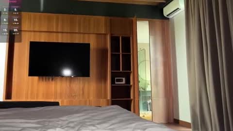 maeve  online show from January 19, 1:21 am