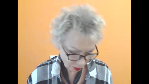 NessyJenixs online show from September 25, 8:02 am