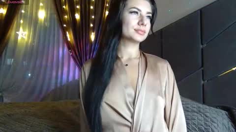 Nessy online show from November 6, 6:47 pm